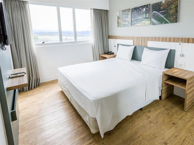 Ibis Styles Confins Aeroporto Hotel 3*